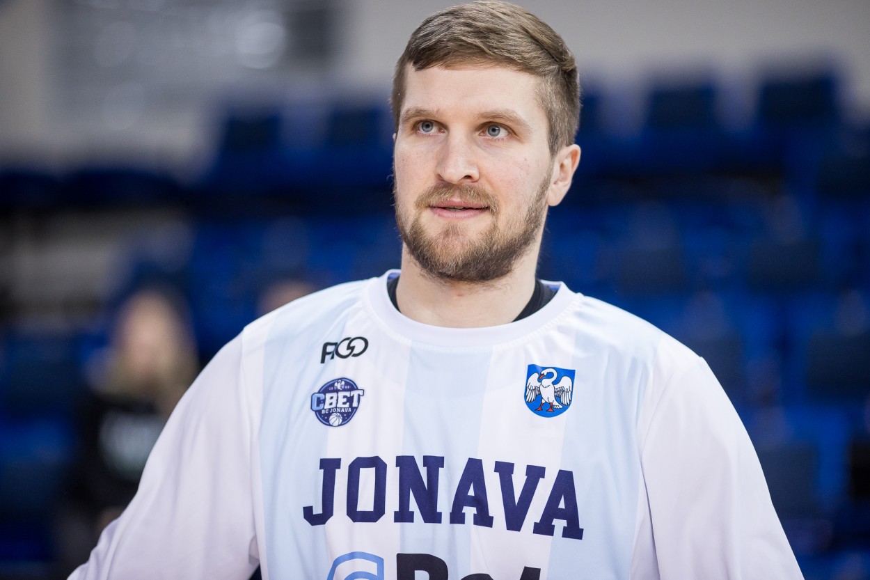 Justas Tamulis išvyksta į Islandiją