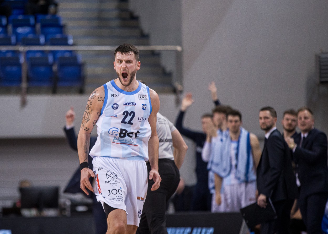 Jonavos „CBet“ kraityje – dar viena įspūdinga pergalė prieš „Wolves“