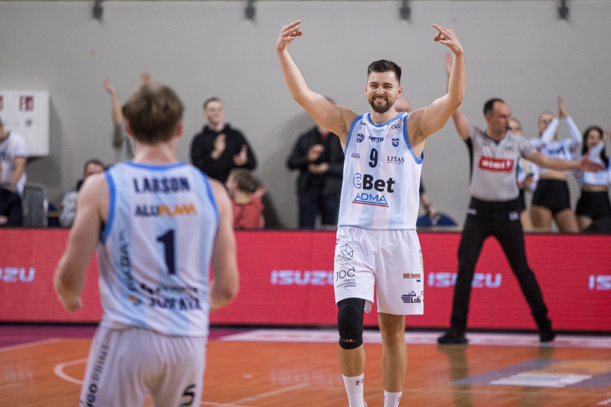 Jonavos „CBet" nepasigailėjo šeimininkų Pasvalyje