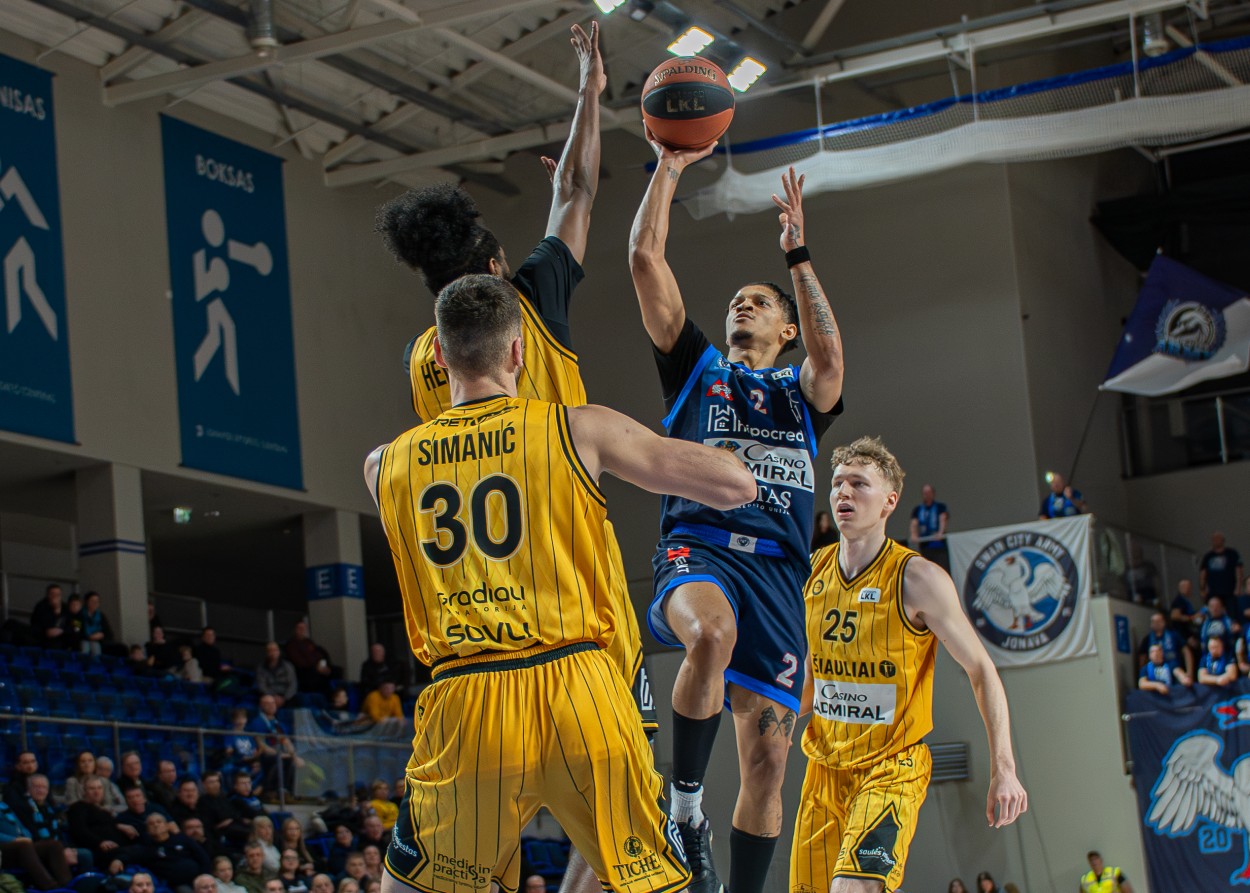 Įspūdingos antros pusės nepakako – šiauliečiai išsiveža pergalę namo
